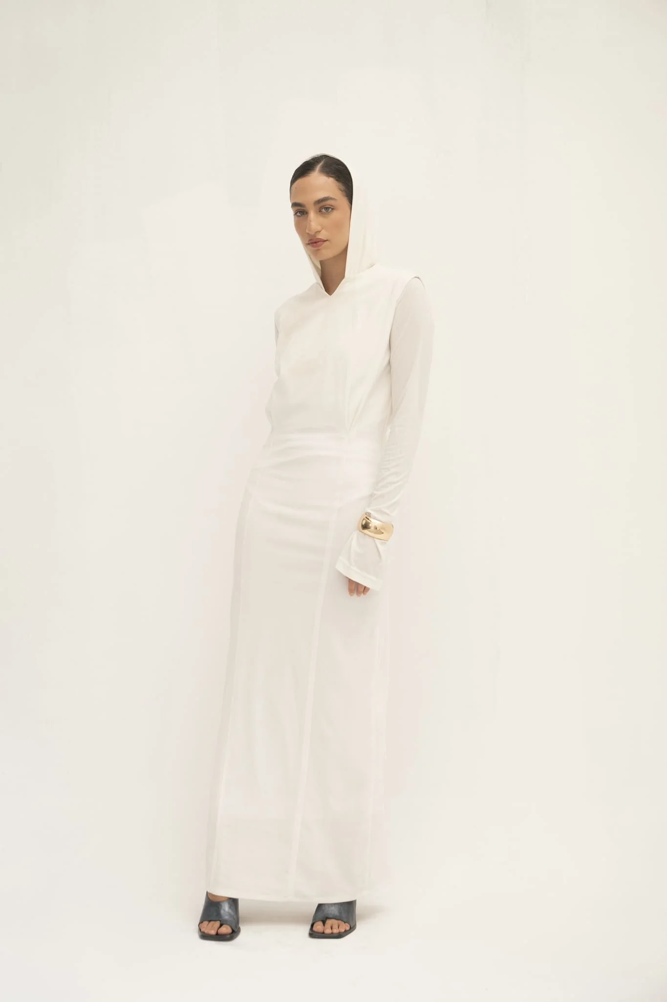 Avelia Sleeveless Maxi Dress - Image 6