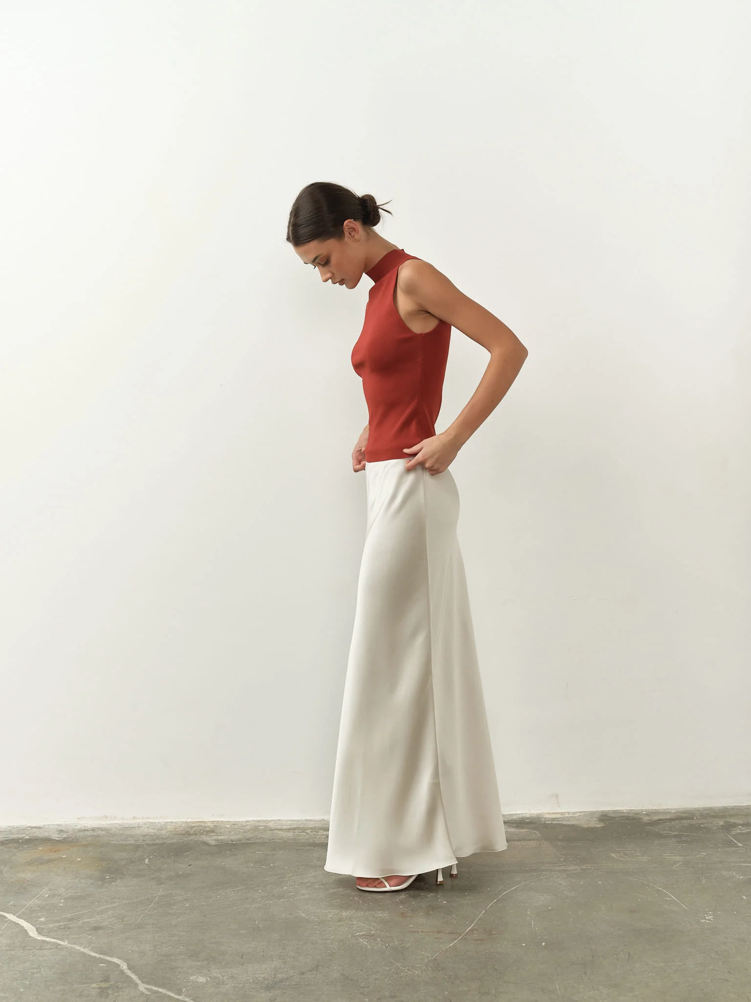 Maia High Neck Sleeveless Top - Image 9