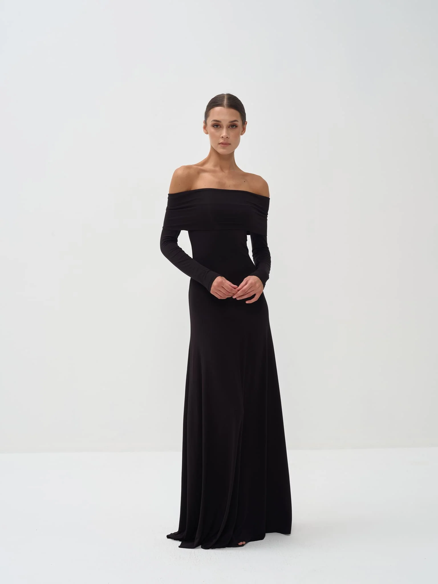 Otis Off-Shoulder Long Sleeve Maxi Viscose Knit Dress - Image 10