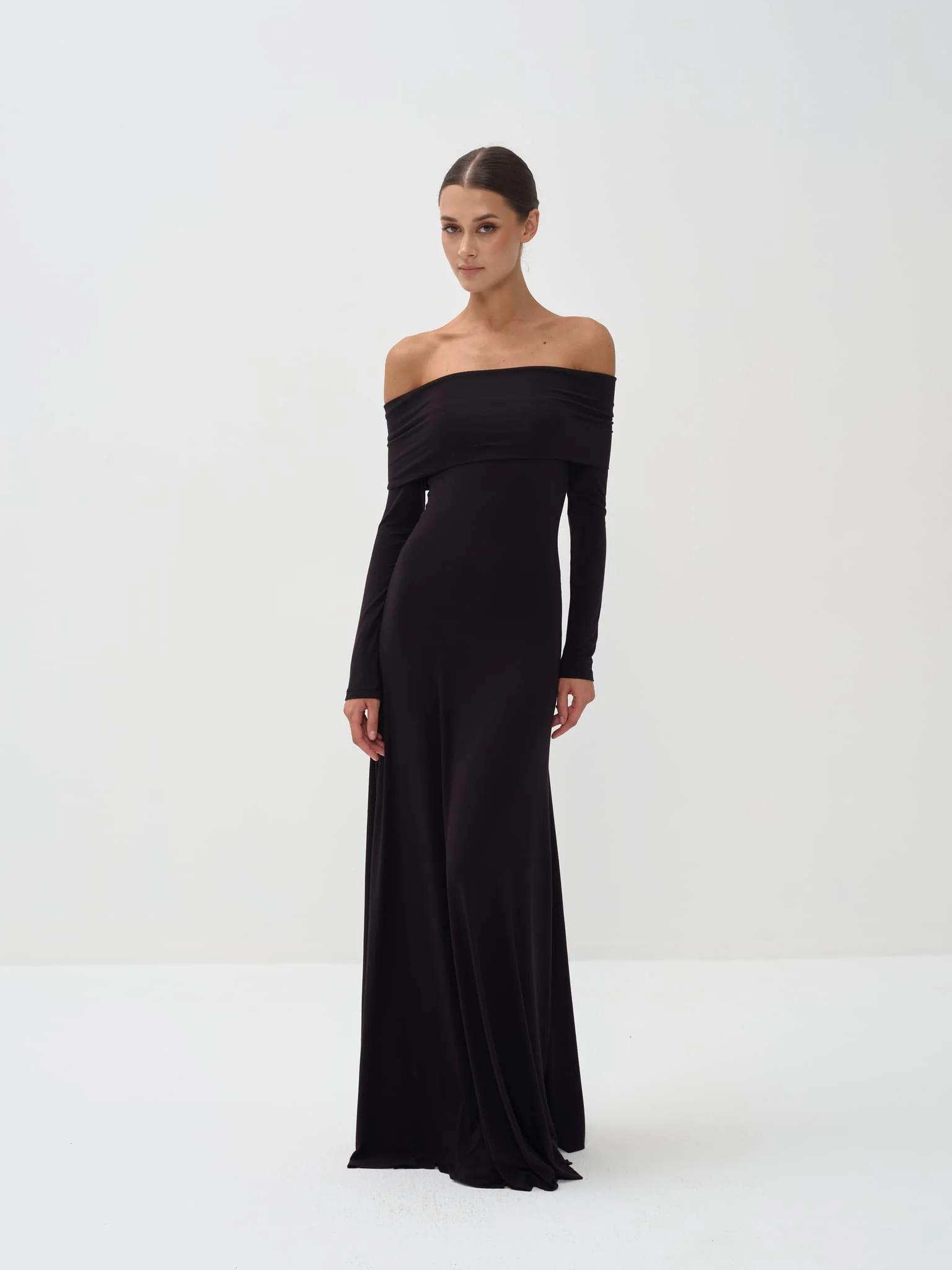 Otis Off-Shoulder Long Sleeve Maxi Viscose Knit Dress - Image 6