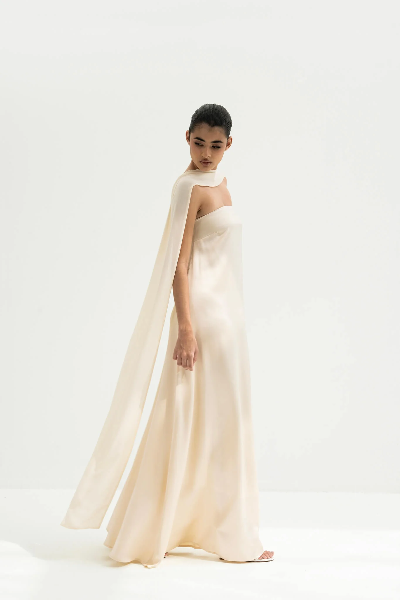 Rayssa Scarf Gown in Naia™ Satin - Image 4