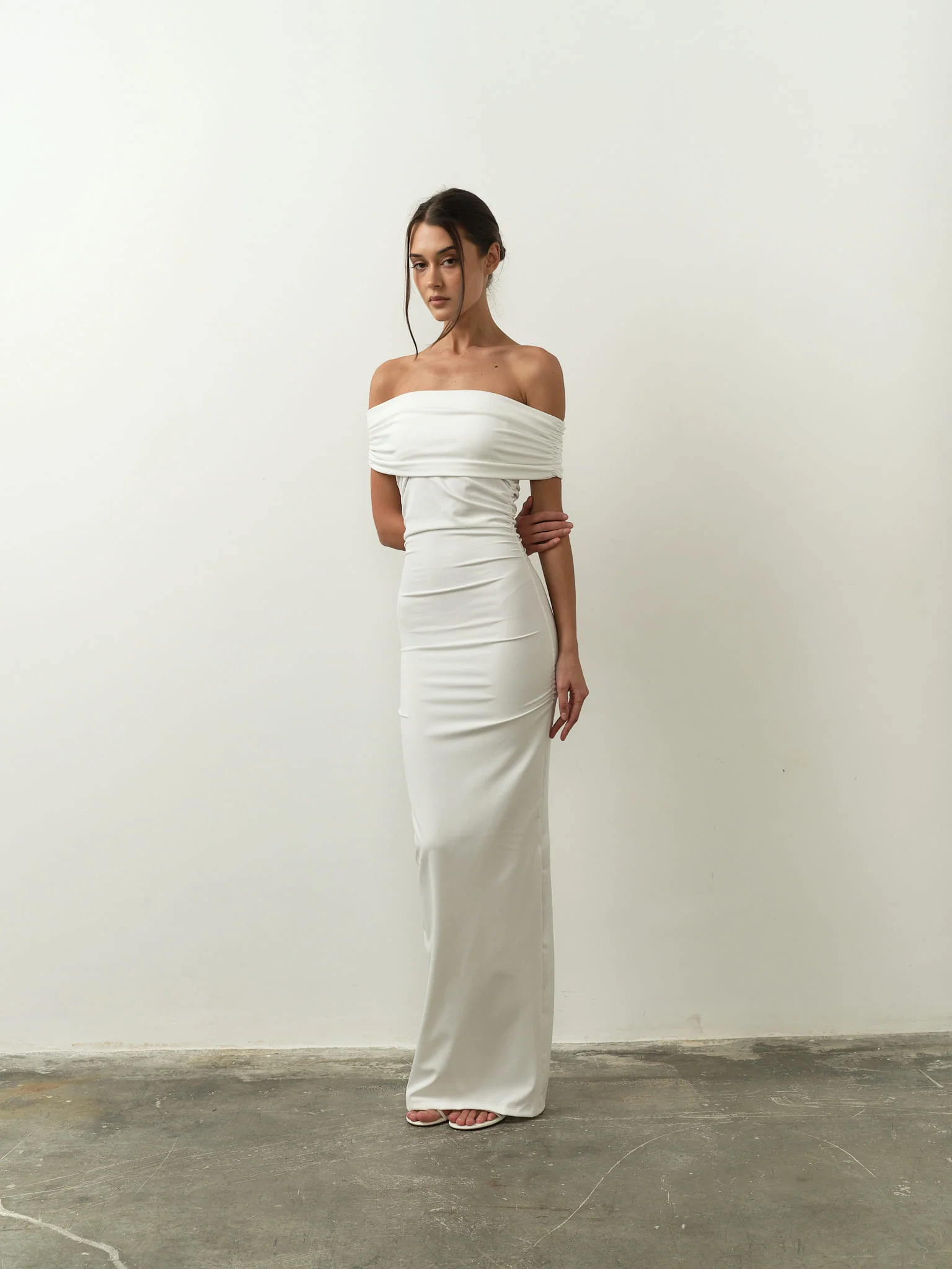 Scarlett Off-Shoulder Maxi Dress in Cotton - Image 6