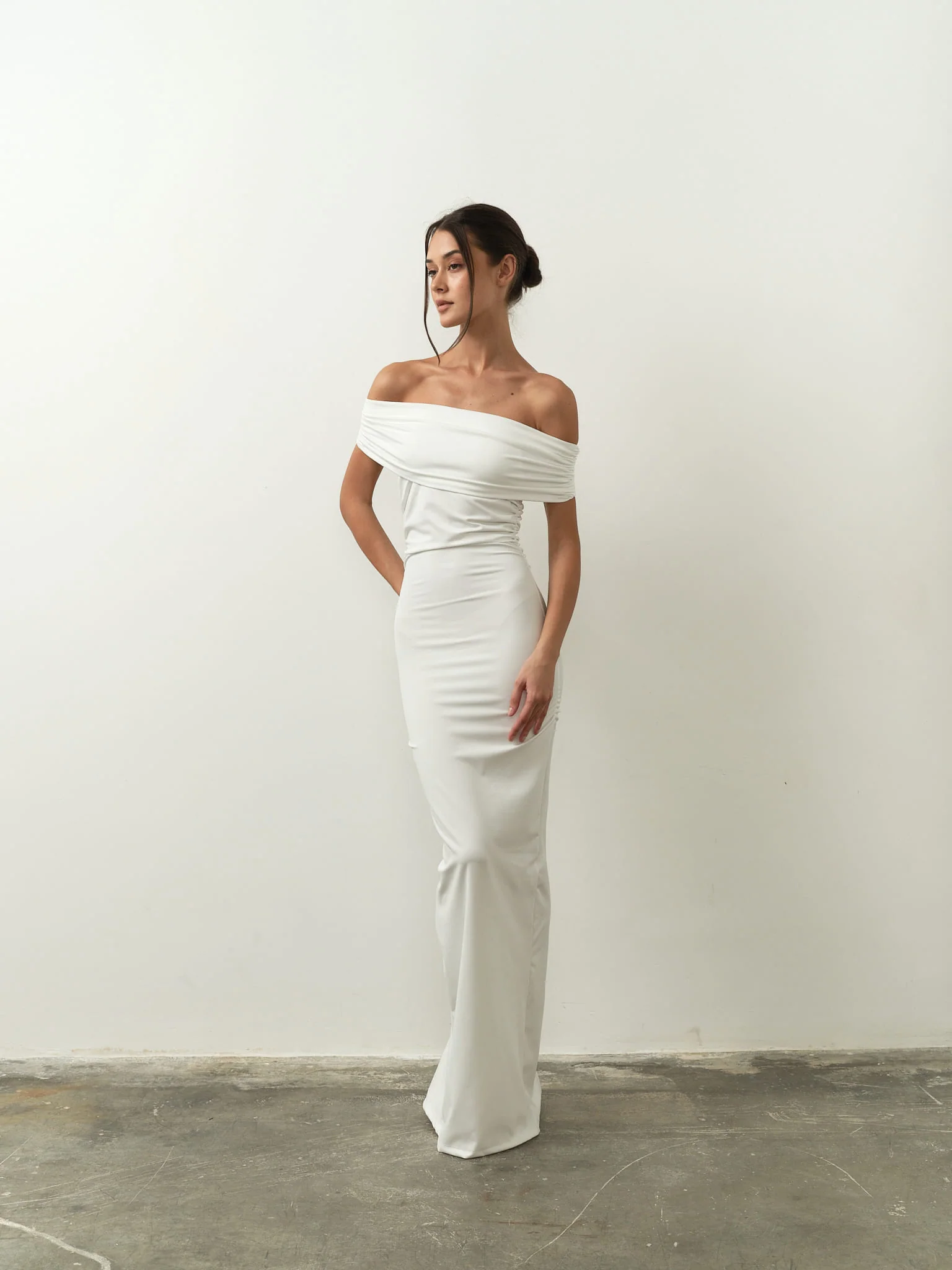 Scarlett Off-Shoulder Maxi Dress in Cotton - Image 7